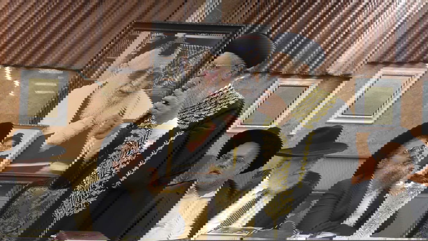 י"ב שנים וחצי יובל ב'כסא רחמים' 