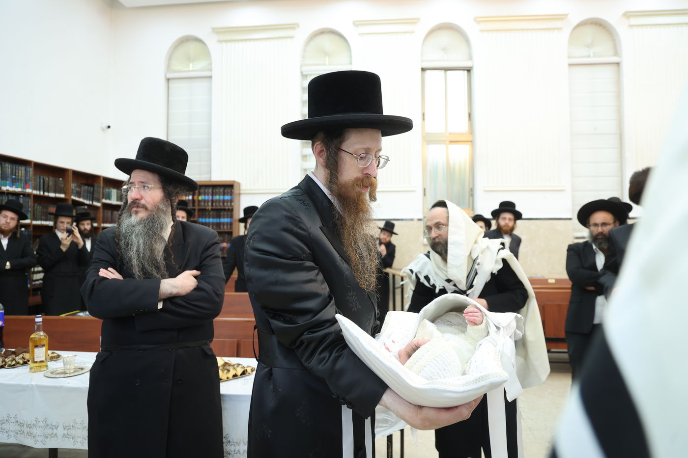 שמחת הברית לנכד הגה"צ רבי שמואל דוד גולדמן - גאב"ד זוועהיל