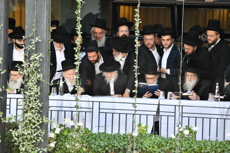 הגר"י זילברשטיין בעצרת המיליון