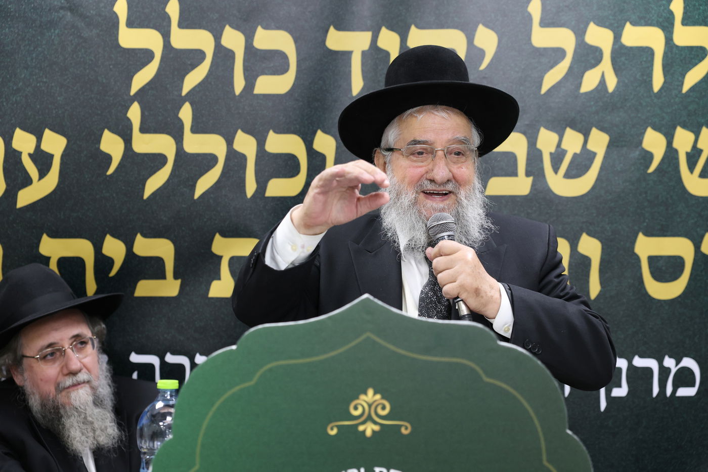 מעמד 'כבוד התורה' בקהילת 'חניכי הישיבות' בקרית הרצוג