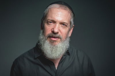 יהושע לימוני משיק את אלבומו החמישי: "אחד יותר גדול"