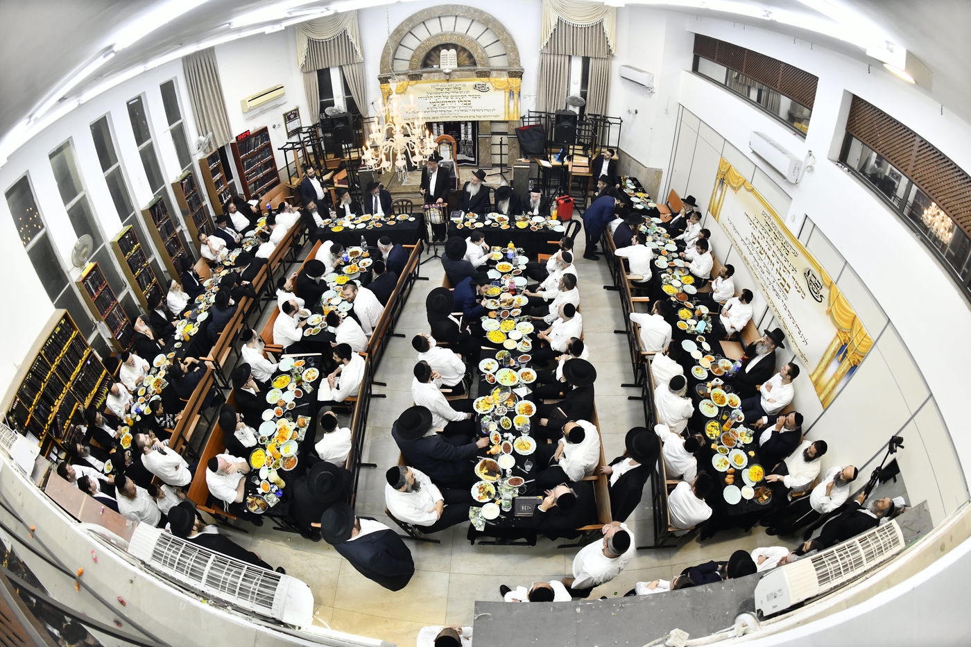 מעמד הסיומים בכולל 'זכר יצחק'