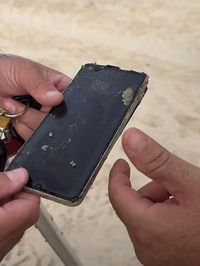 הטלפון שאותר בחוף