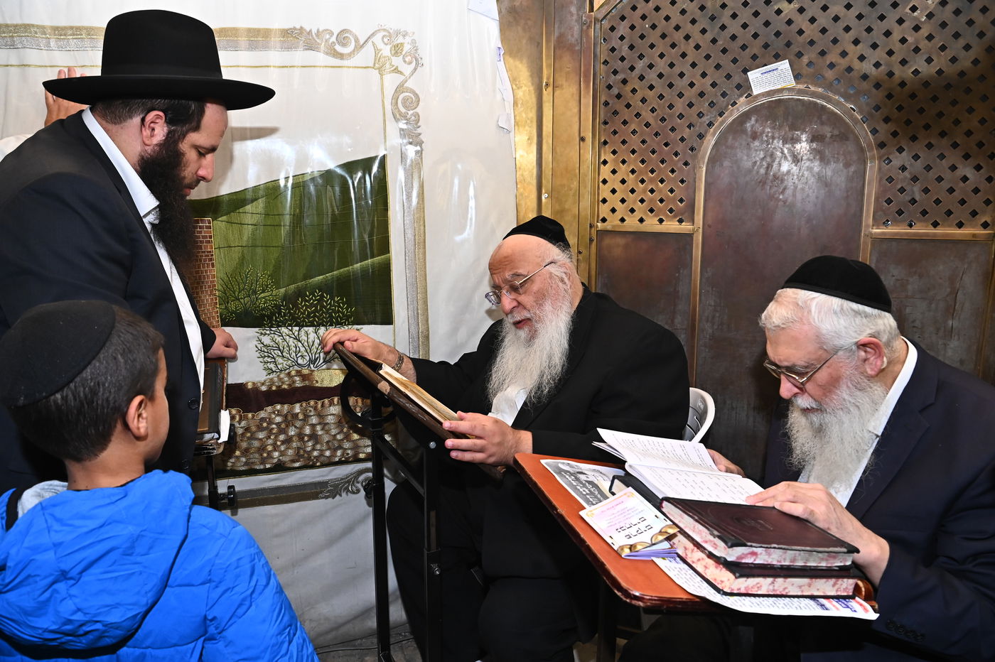 המקובל הגאון הרב בניהו שמואלי בקבר רחל