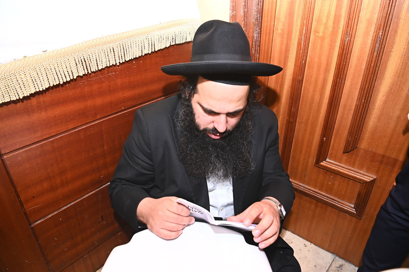 המקובל הגאון הרב בניהו שמואלי בקבר רחל