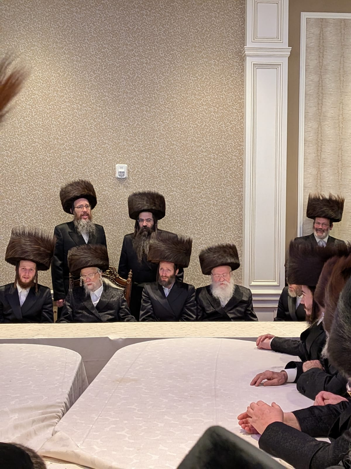 שמחת החתונה אצל מושי רוזנברג