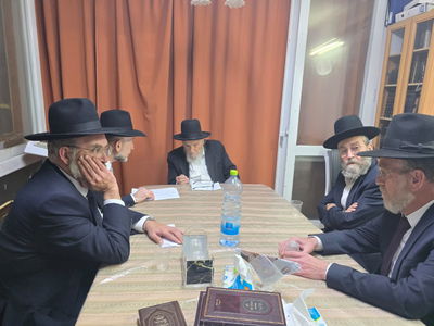 חבי הכנסת של דגל התורה בהתייעצות אצל ראש הישיבה הגרמ"ה הירש