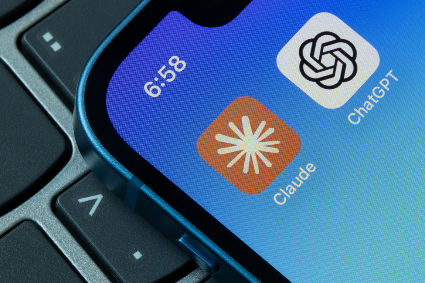 היו על סף איחוד. GPT לצד Claude