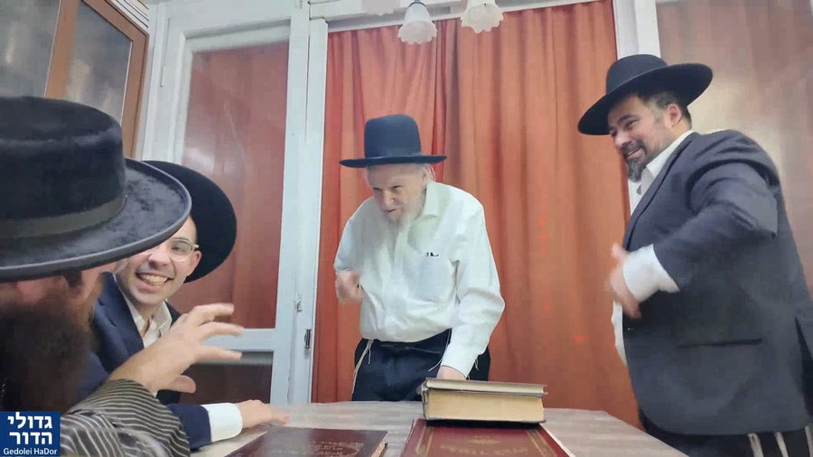 הגרמ"ה הירש עם אריאל שמאי