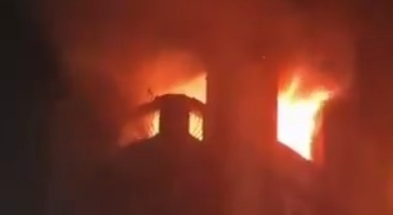 "לא הספיקו לרדת בזמן": בית האבות עלה בלהבות - 11 קשישים נלכדו למוות | תיעוד