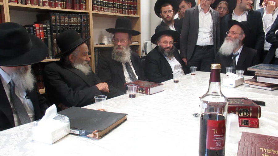 מסיבת לחיים לרגל הוצאת ספרו של הגרי"מ דזימיטרובסקי 