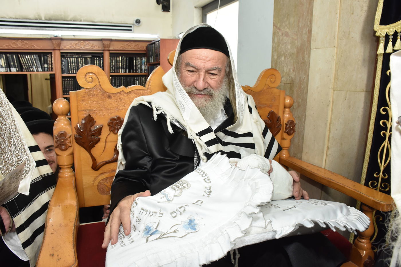 שמחת הברית לנין האדמו"ר מאשלג, ונכד להרב שמעלקא בידרמן