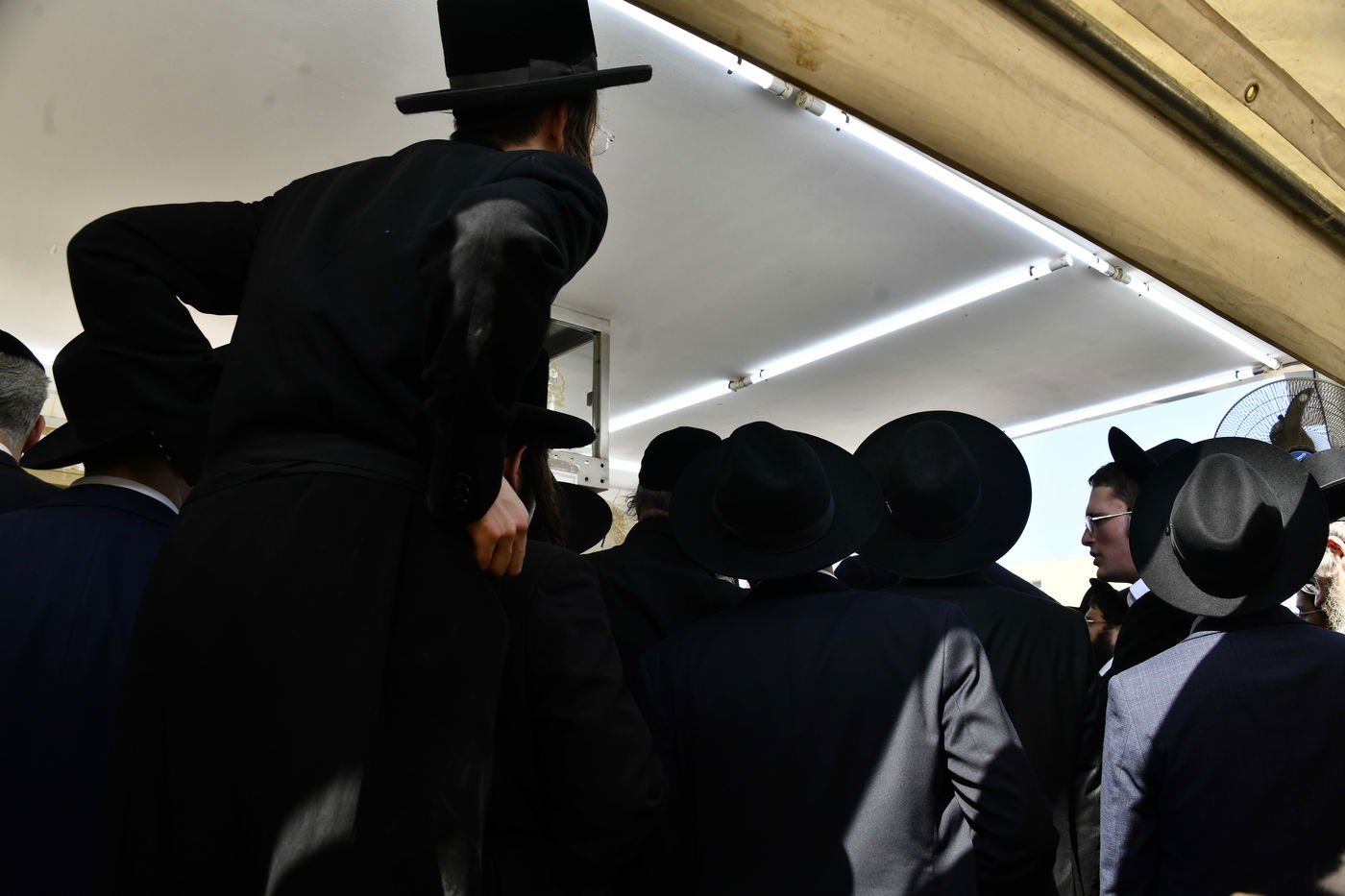 עליה לציון ראש הישיבה הגראמ"מ שך זצ"ל