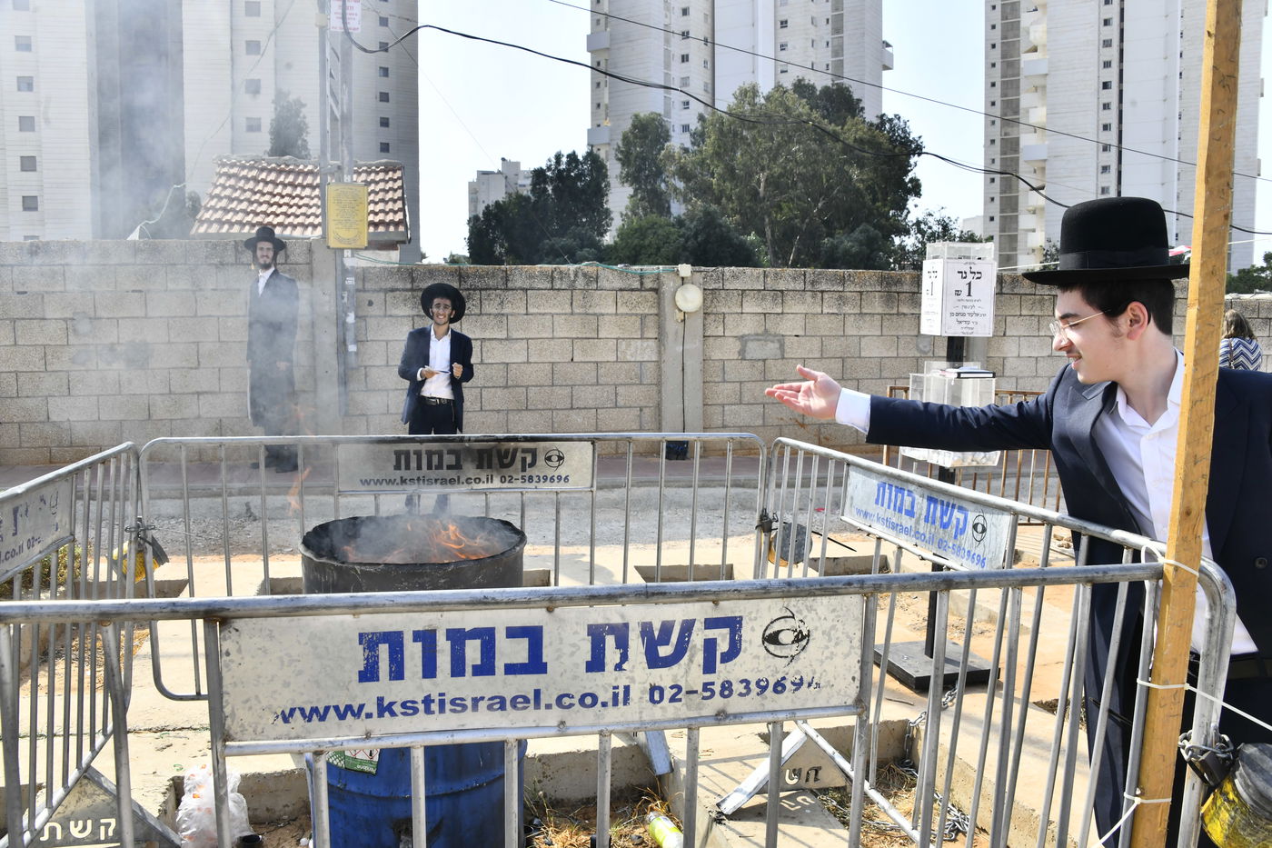 עליה לציון ראש הישיבה הגראמ"מ שך זצ"ל