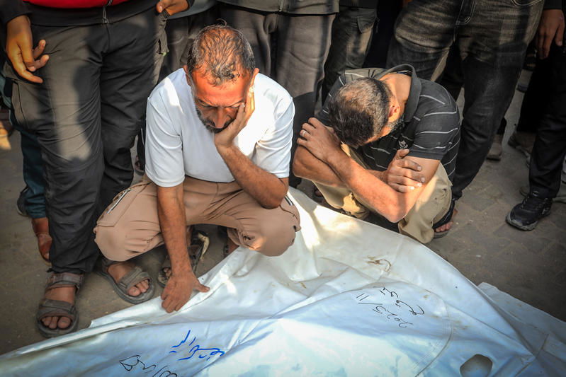 במנהרה שבה אותר גולדין: חמאס מצא שרידי מחבלים, כך ליוו אותם