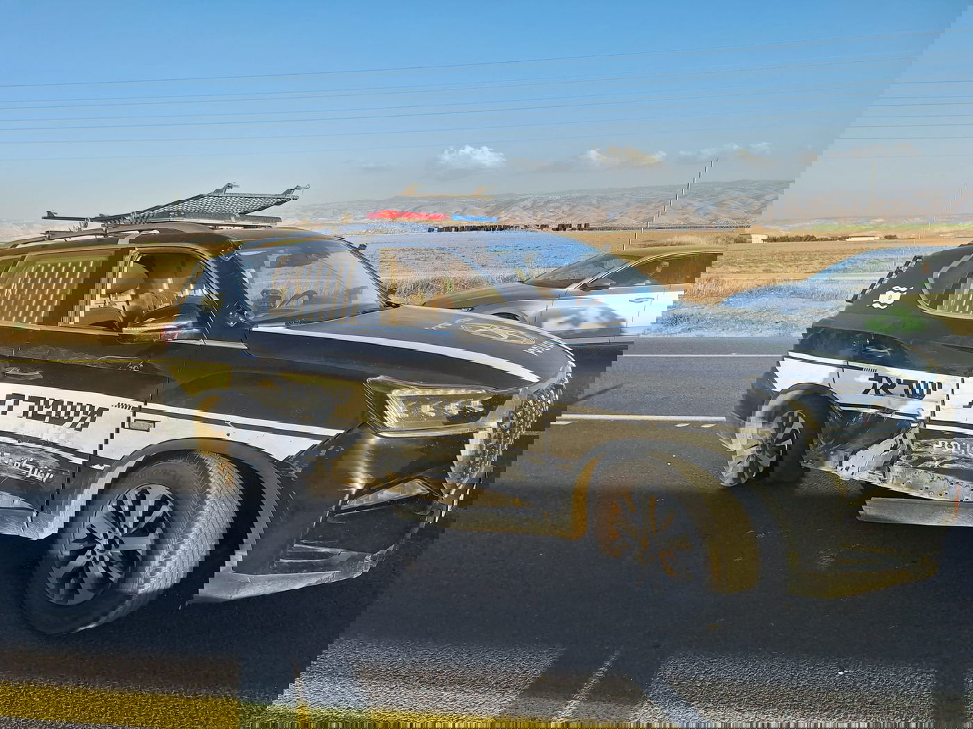 הניידת הפגועה