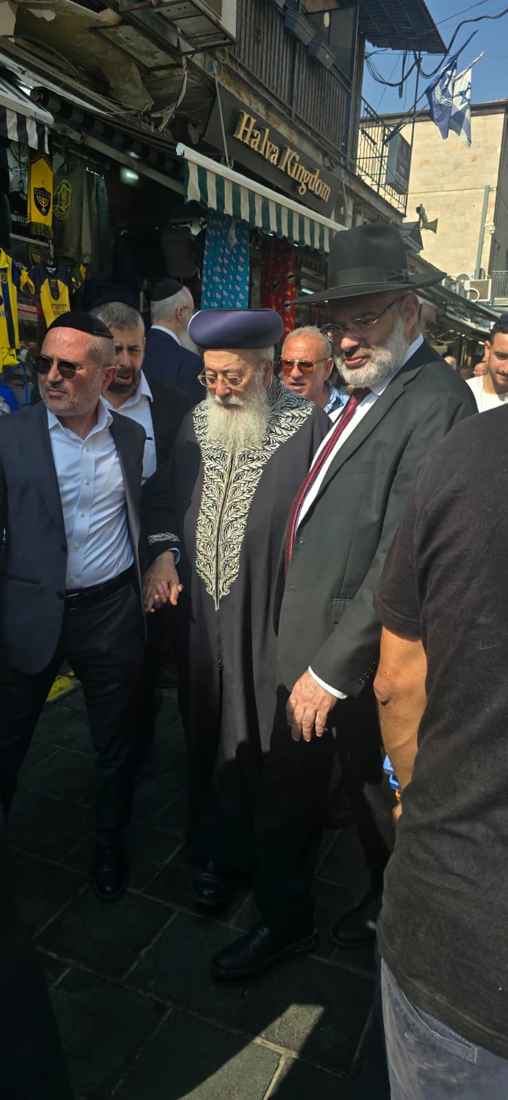 הגרש"מ עמאר בשוק ביום שישי