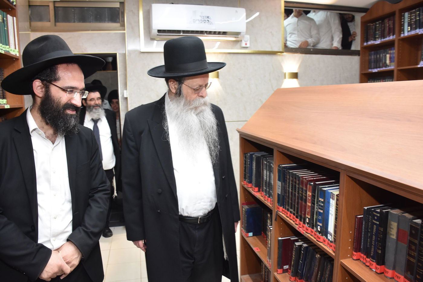 מעמד חנוכת הספרייה ע"ש הגאון רבי שמואל יעקב בורנשטיין זצ"ל