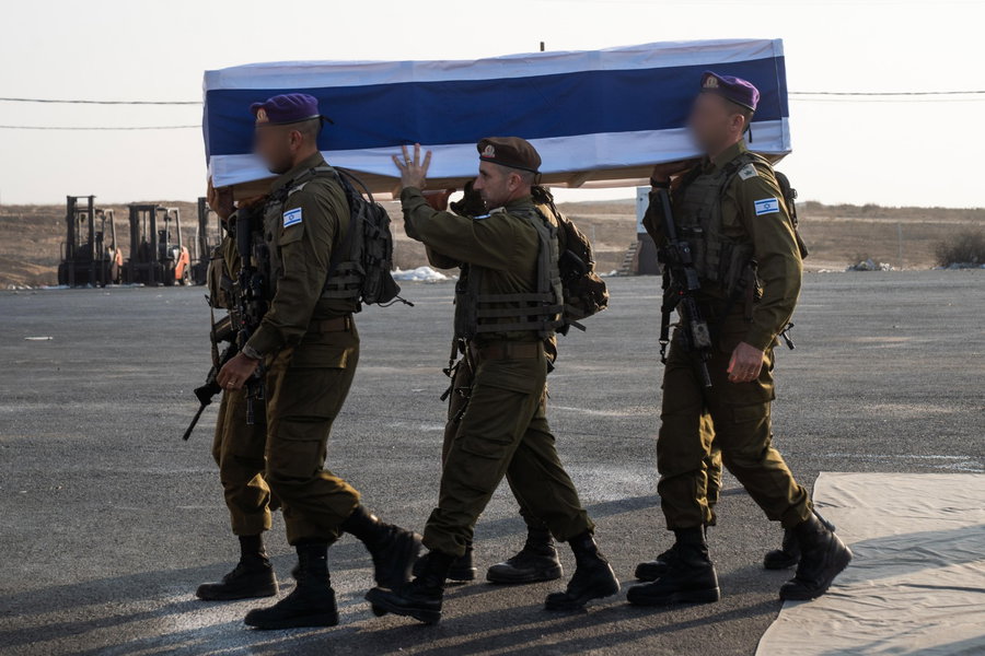 תמונות מהמעמד הצבאי