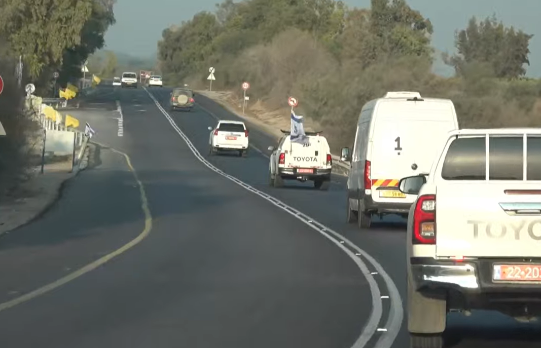 השיירה המלווה את ארון החטוף מכיסופים למכון הלאומי לרפואה משפטית