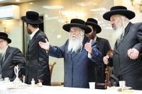 סעודת הודאה בקרעטשניף י-ם