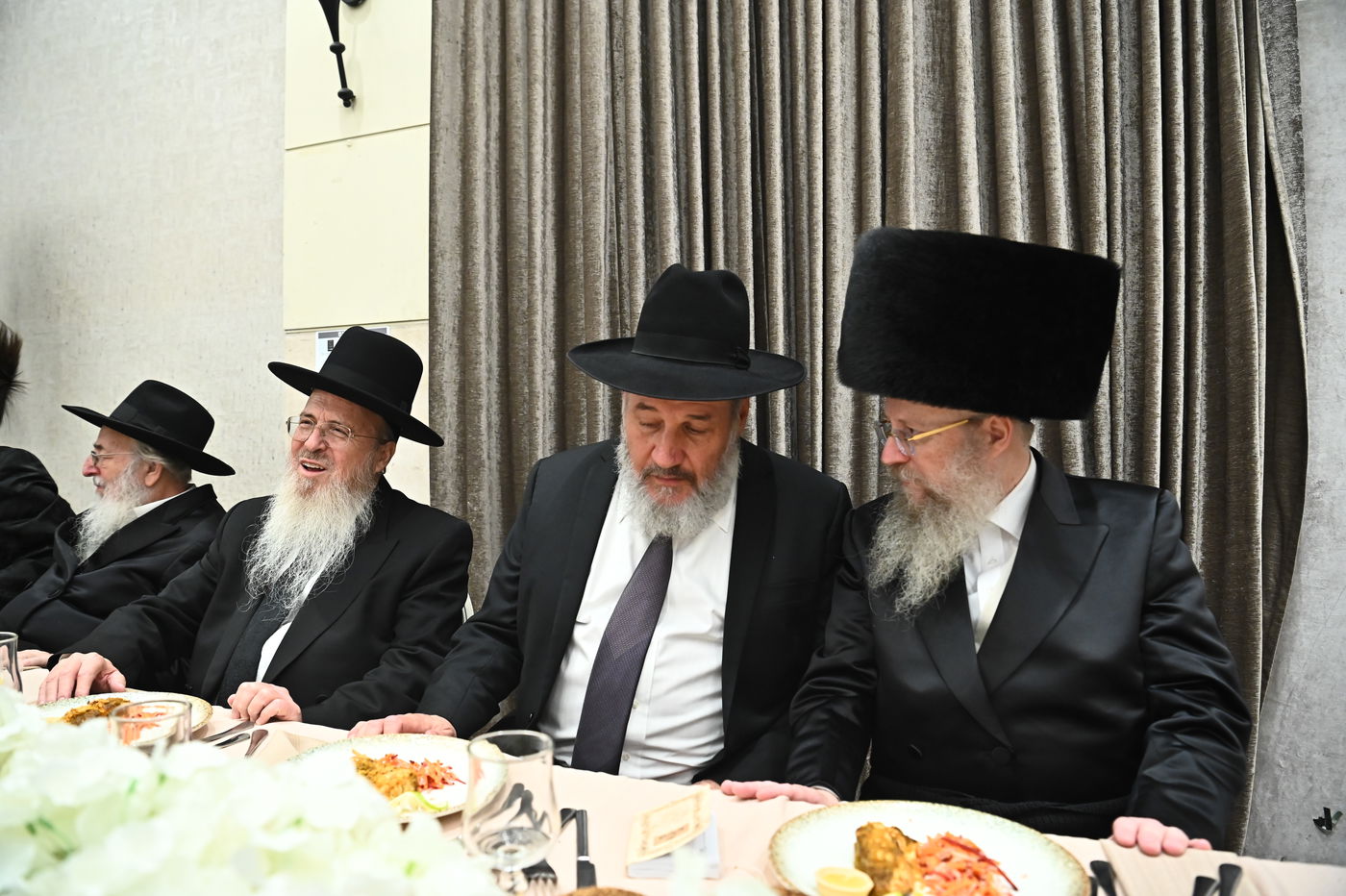 שמחת נישואי בן הרב חיים אהרן קאופמן 