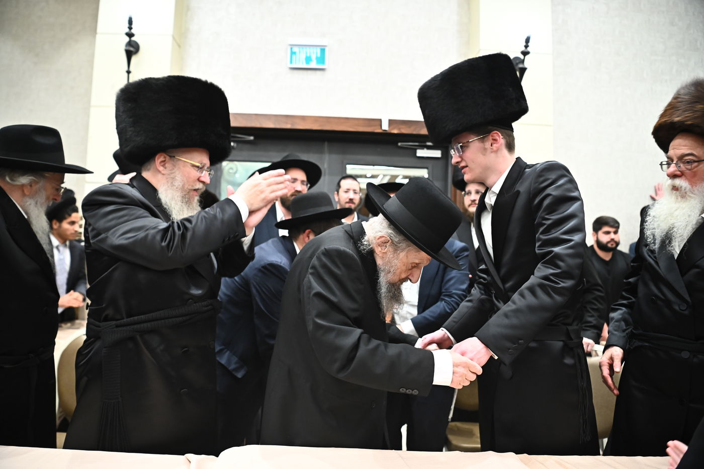 שמחת נישואי בן הרב חיים אהרן קאופמן 