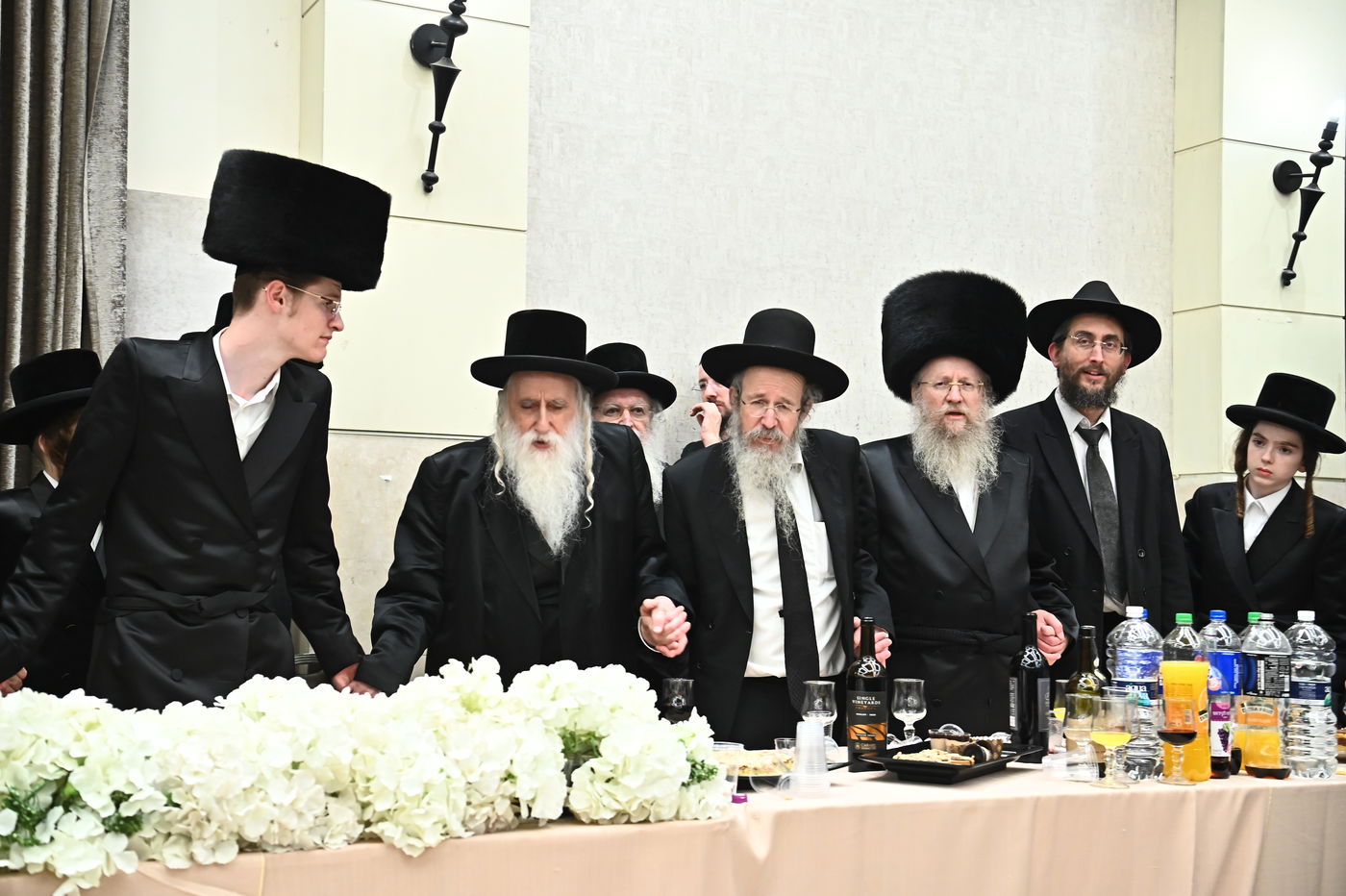 שמחת נישואי בן הרב חיים אהרן קאופמן 