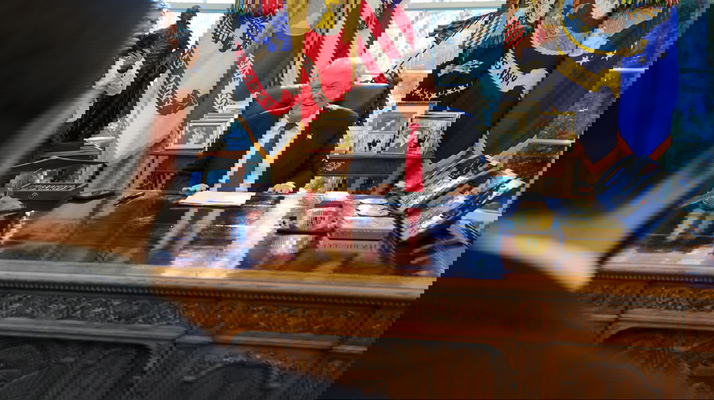 פגישת הנשיא טראמפ והנשיא הסורי א-שרע