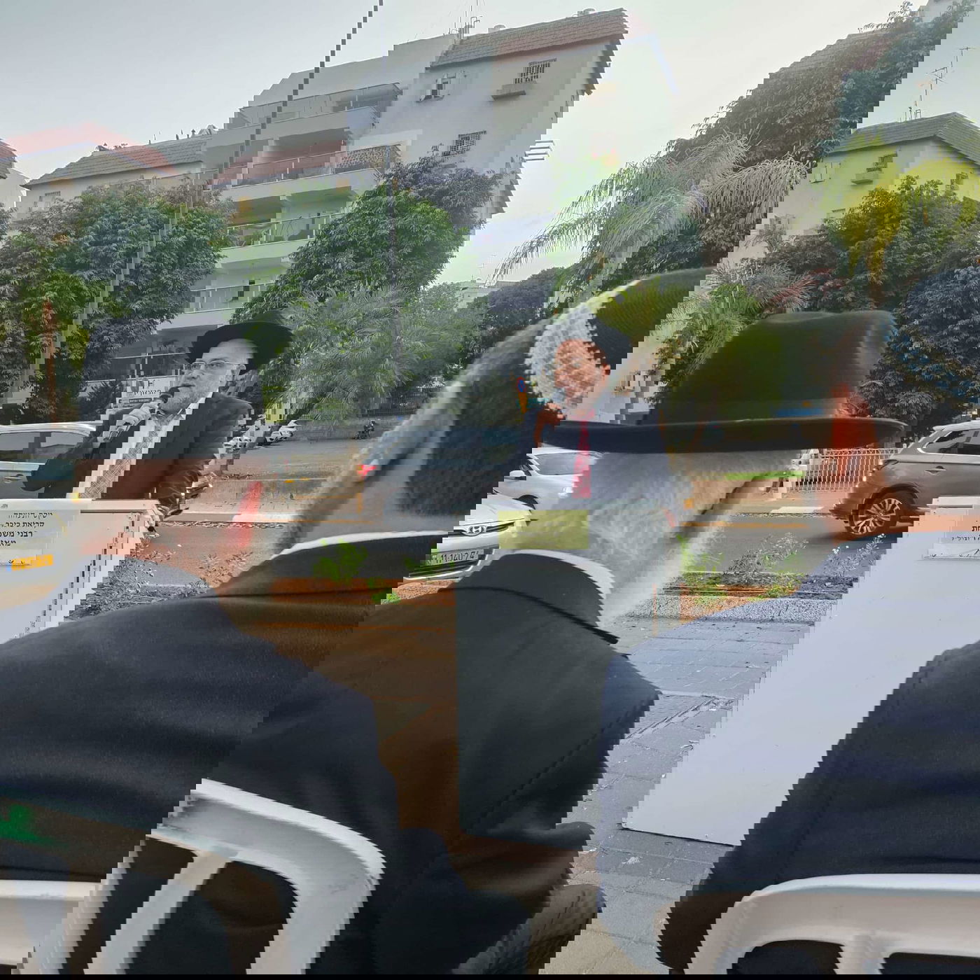 חנוכת כיכר ע"ש 'רבני משפחת מאזוז' בפתח תקווה