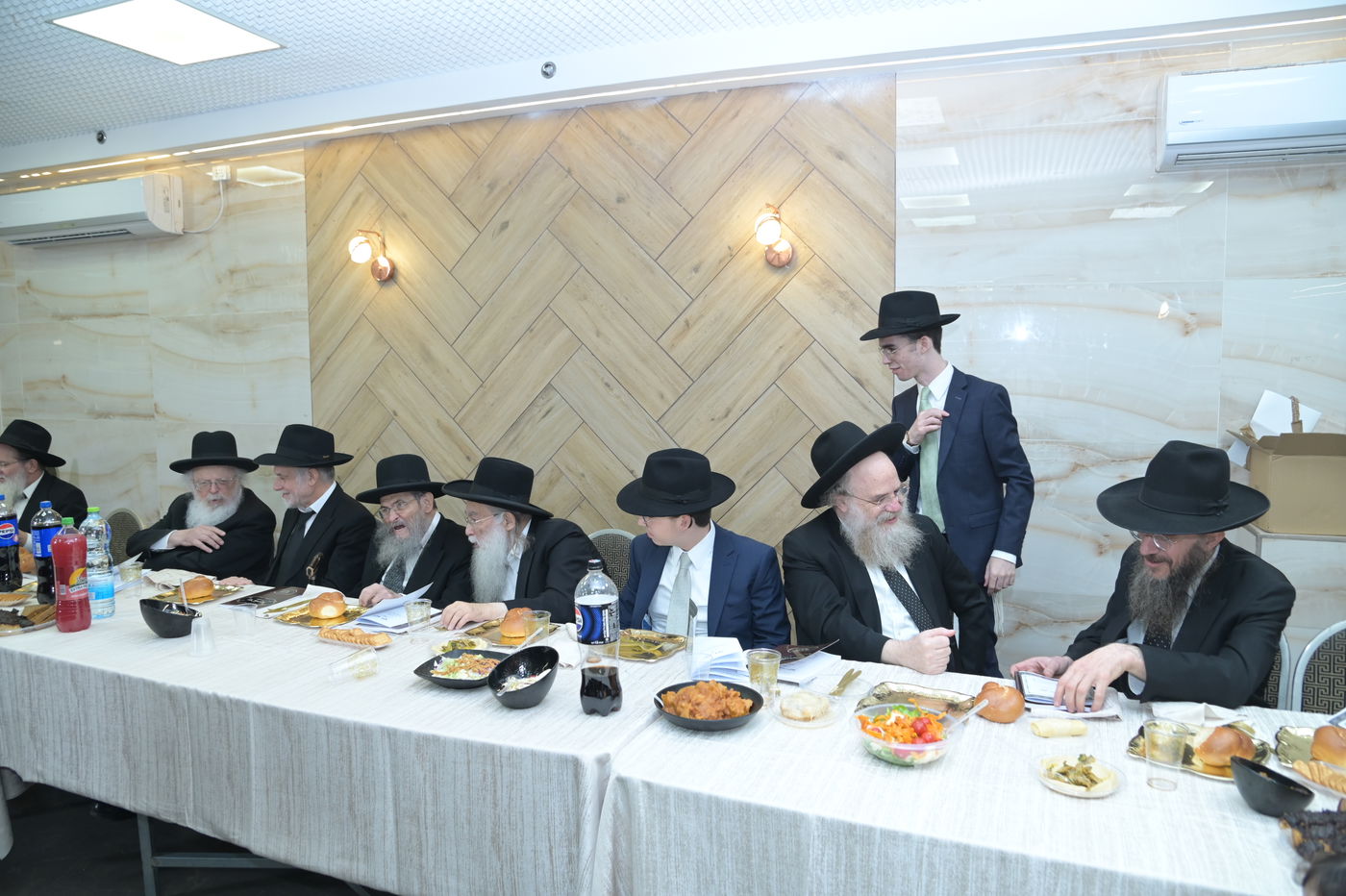 שמחת בר המצווה לנכד הגר"י אדלשטיין והגר"צ רוטנברג