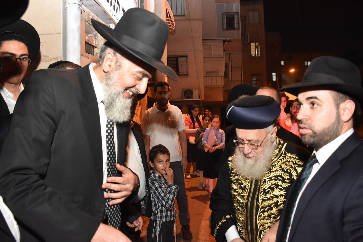 הראשל"צ הגר"י יוסף בביקור בישיבת "אורחות התלמוד"