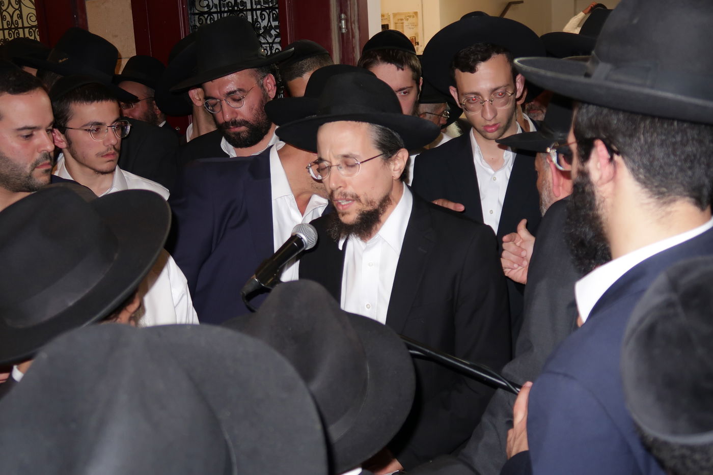 מסע הלויית הגאון רבי שאול צדקה זצ"ל