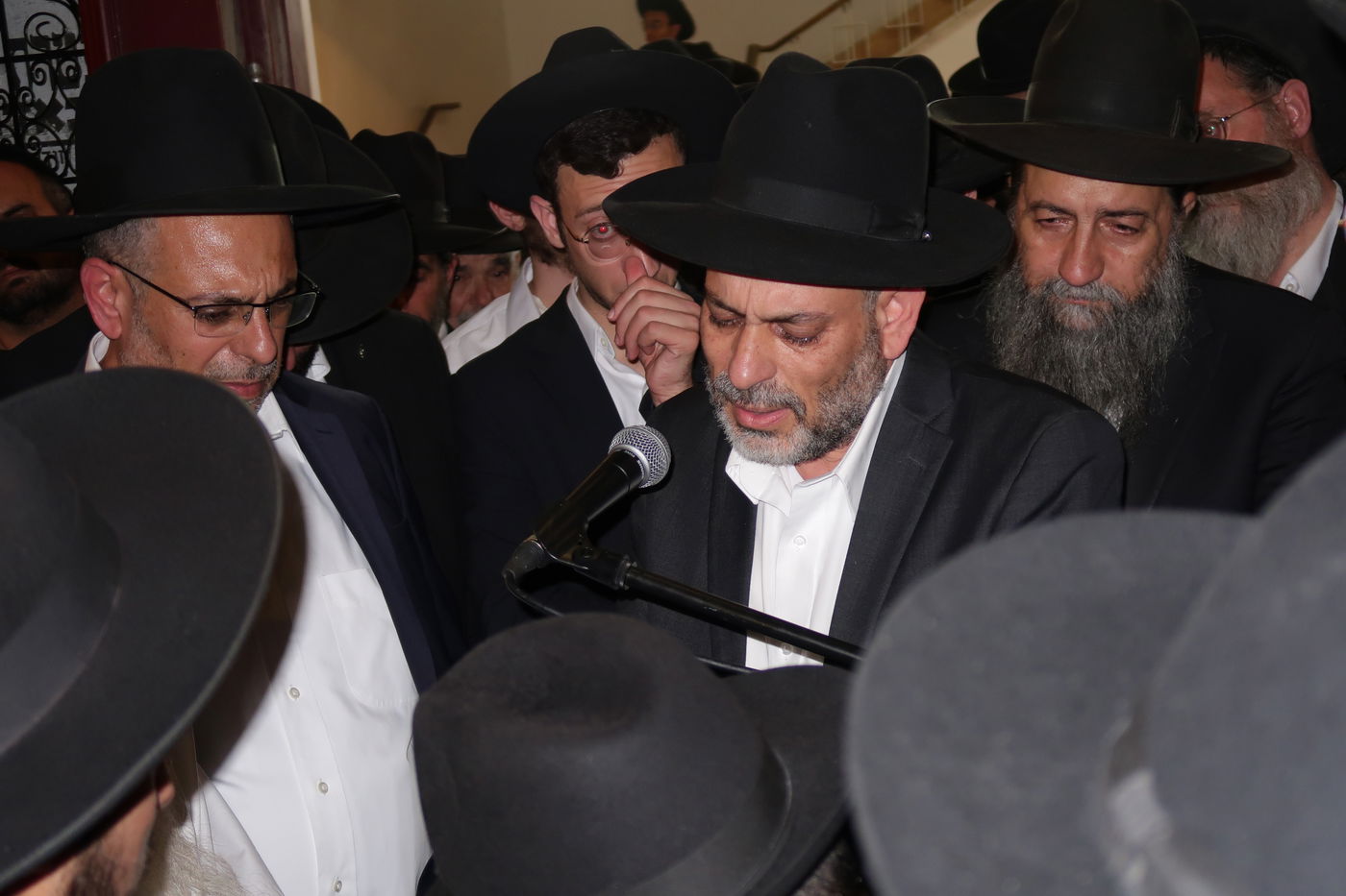 מסע הלויית הגאון רבי שאול צדקה זצ"ל