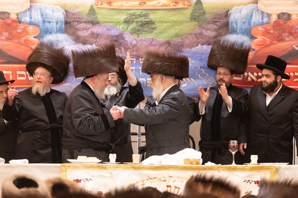שמחת נישואי בן האדמו"ר מסקווירא ב"פ