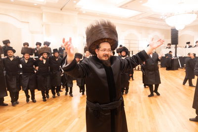 שמחת נישואי בן האדמו"ר מסקווירא ב"פ