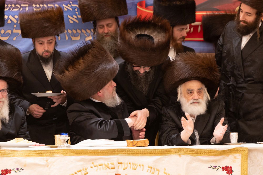 שמחת נישואי בן האדמו"ר מסקווירא ב"פ