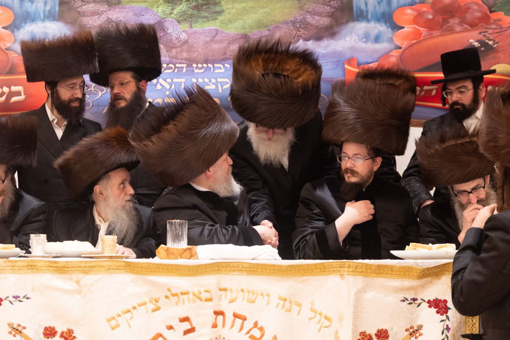 שמחת נישואי בן האדמו"ר מסקווירא ב"פ