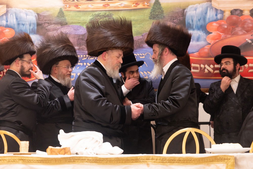 שמחת נישואי בן האדמו"ר מסקווירא ב"פ