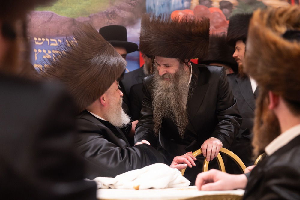 שמחת נישואי בן האדמו"ר מסקווירא ב"פ