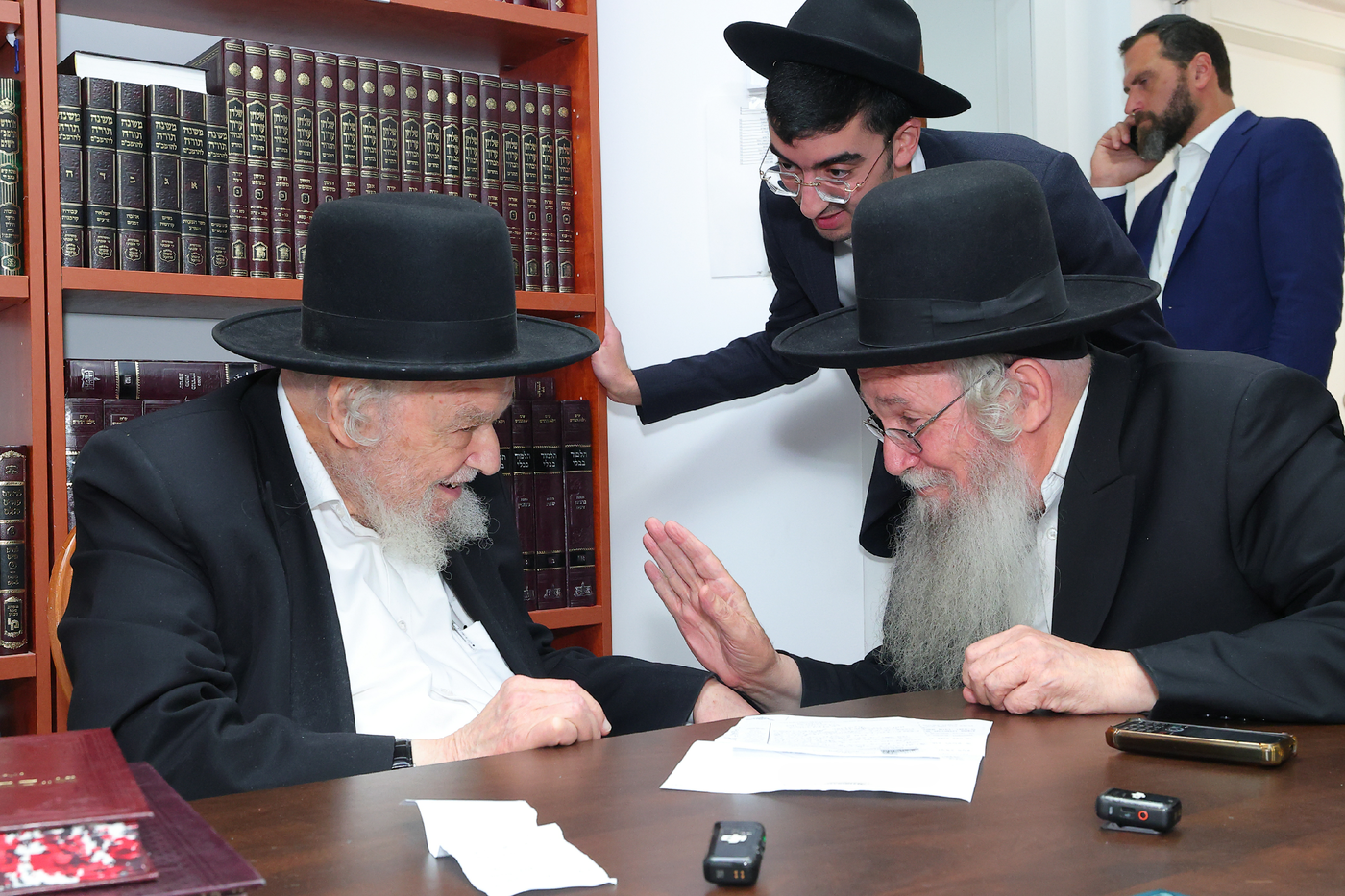 הגאון ר' משה דוד ליפקוביץ בביקור אצל הגרמ"ה הירש