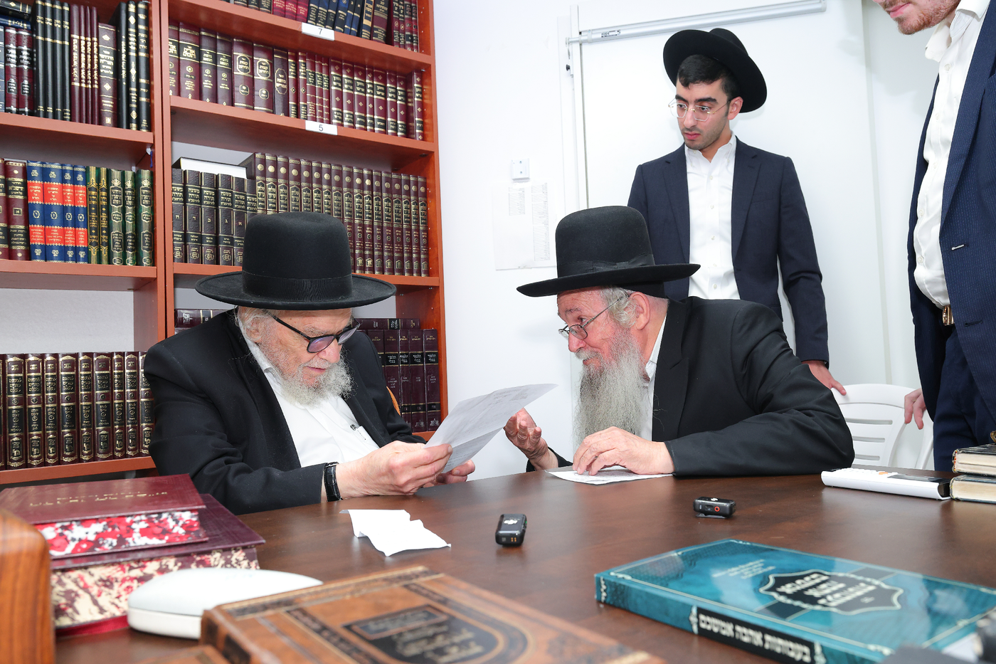 הגאון ר' משה דוד ליפקוביץ בביקור אצל הגרמ"ה הירש