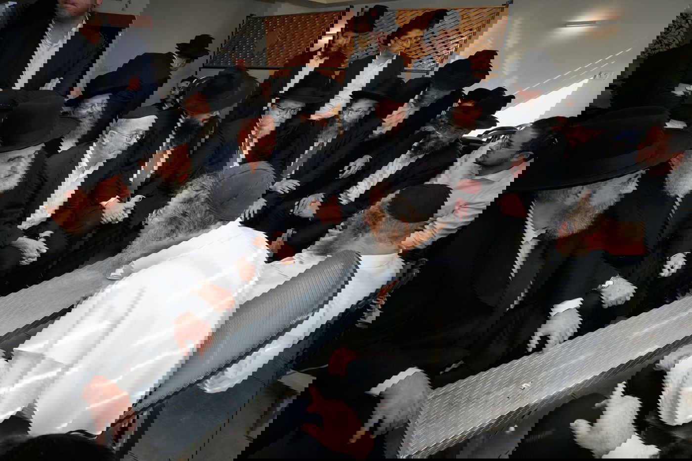 ניחום אבלים אצל הגרש"ב סורוצקין