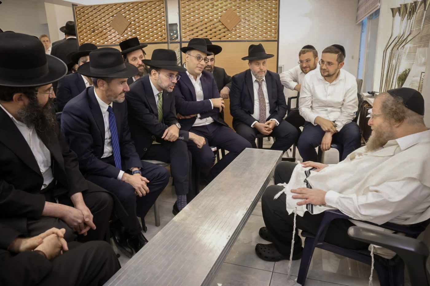 ניחום אבלים אצל הגרש"ב סורוצקין