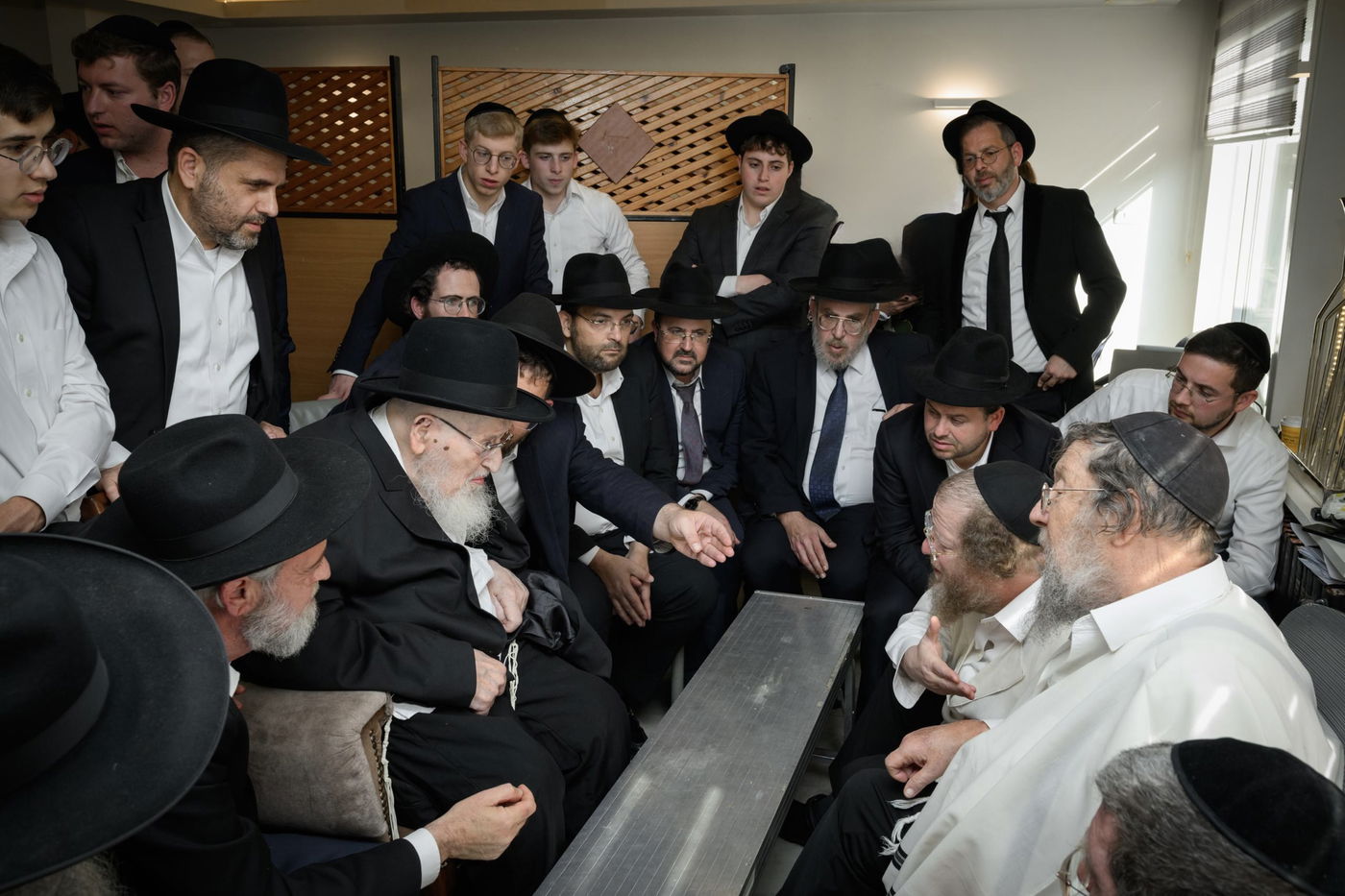 ניחום אבלים אצל הגרש"ב סורוצקין