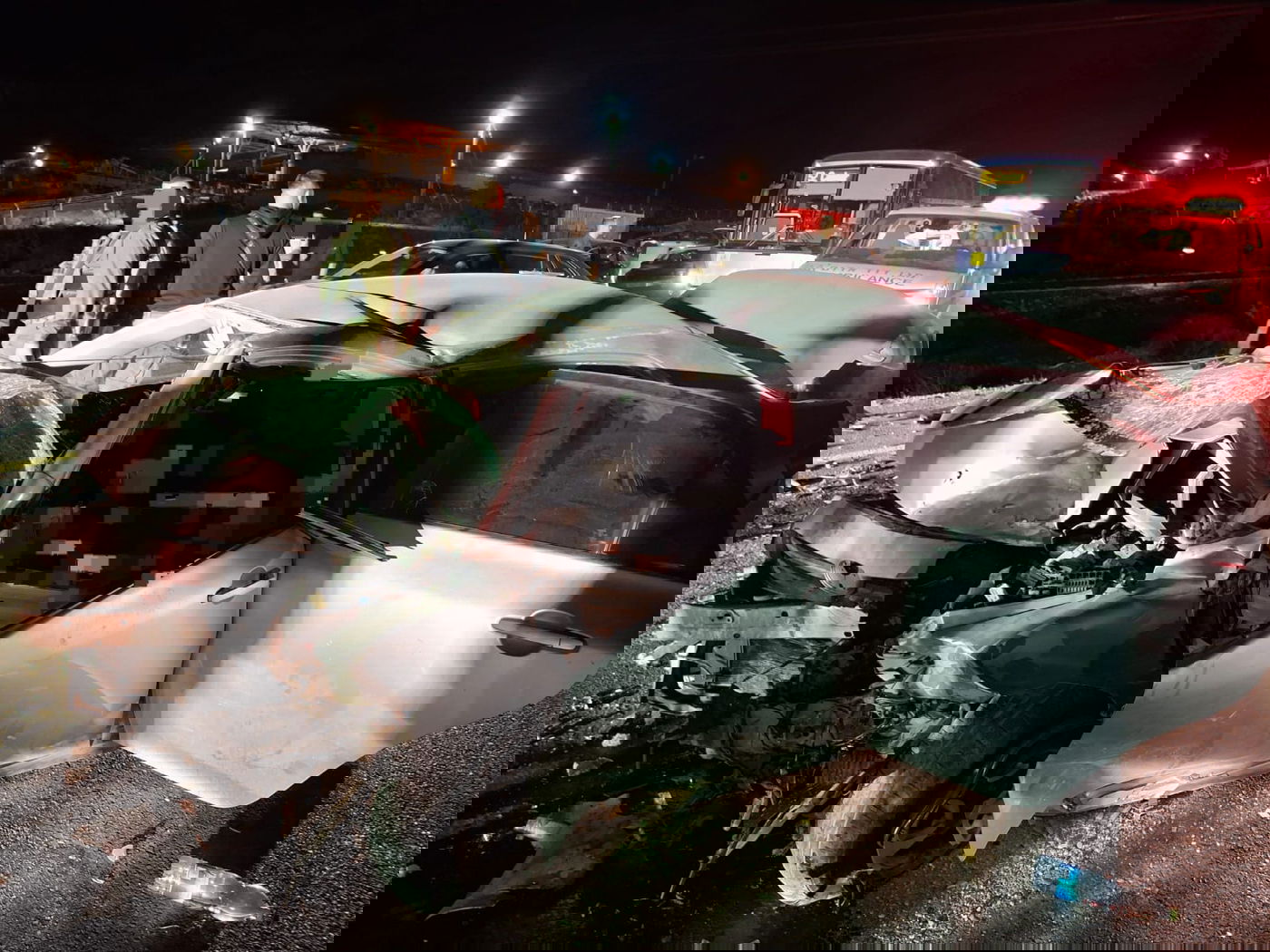 תאונה קטלנית: בן 35 נהרג, ילד בן 7 חולץ מהרכב המרוסק במצב קשה