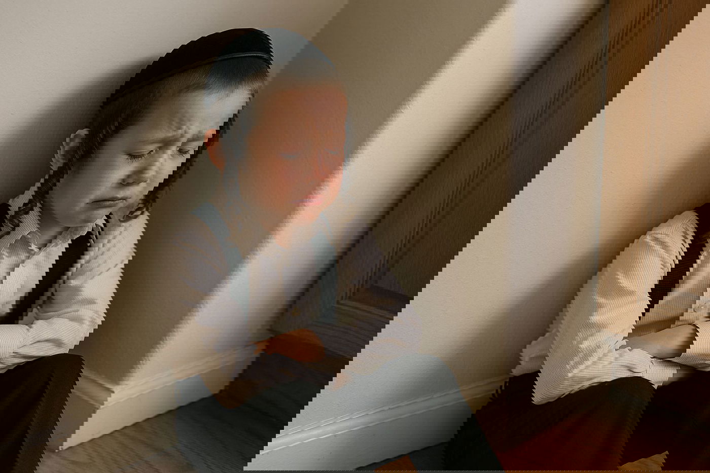 העדפנו לקבל סטירה - ולא לחיות עם הפחד שאבא שלי הטיל עלינו | סיפור מטלטל