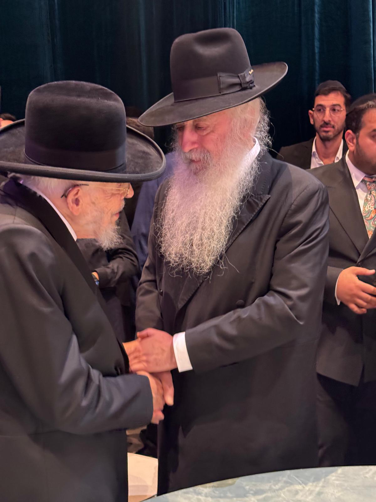 שמחת נישואי נכדו של האדמו"ר רבי דוד חנניה פינטו