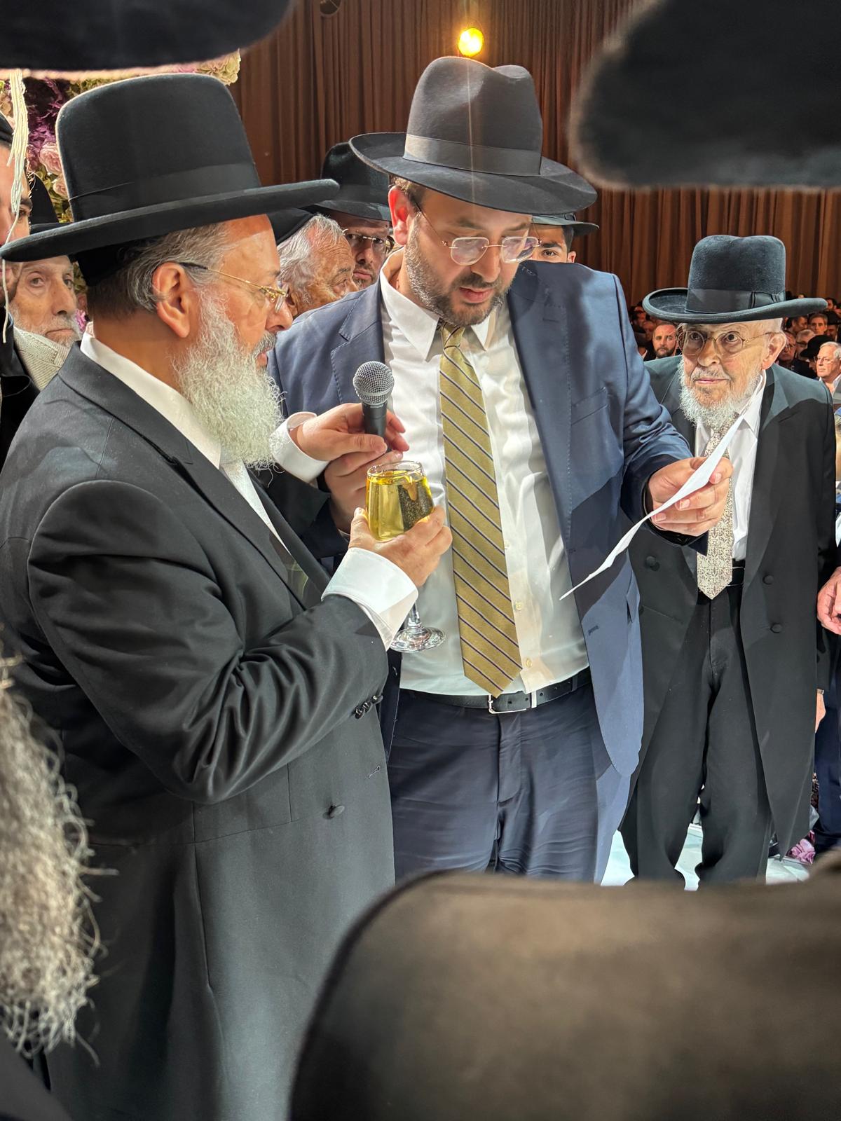 שמחת נישואי נכדו של האדמו"ר רבי דוד חנניה פינטו