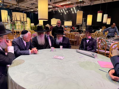 שמחת נישואי נכדו של האדמו"ר רבי דוד חנניה פינטו